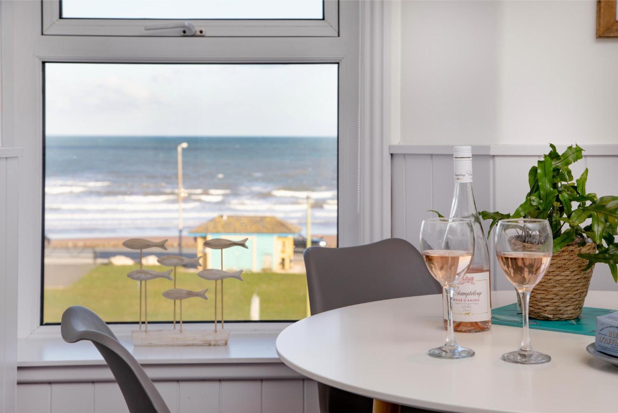 Sunnybeach Holiday Apartments 페인턴 외부 사진